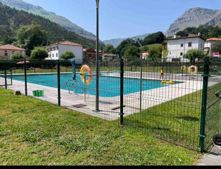 Casa En La Montana Con Piscina De Temporada Villa Arredondo Екстериор снимка