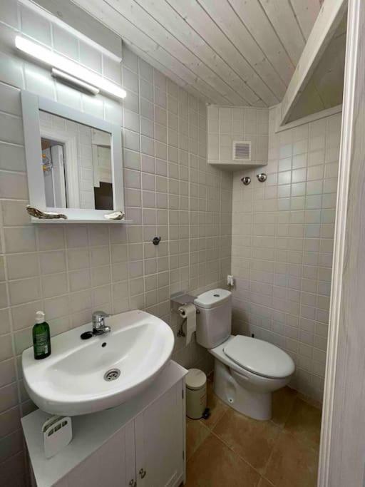 Casa En La Montana Con Piscina De Temporada Villa Arredondo Екстериор снимка
